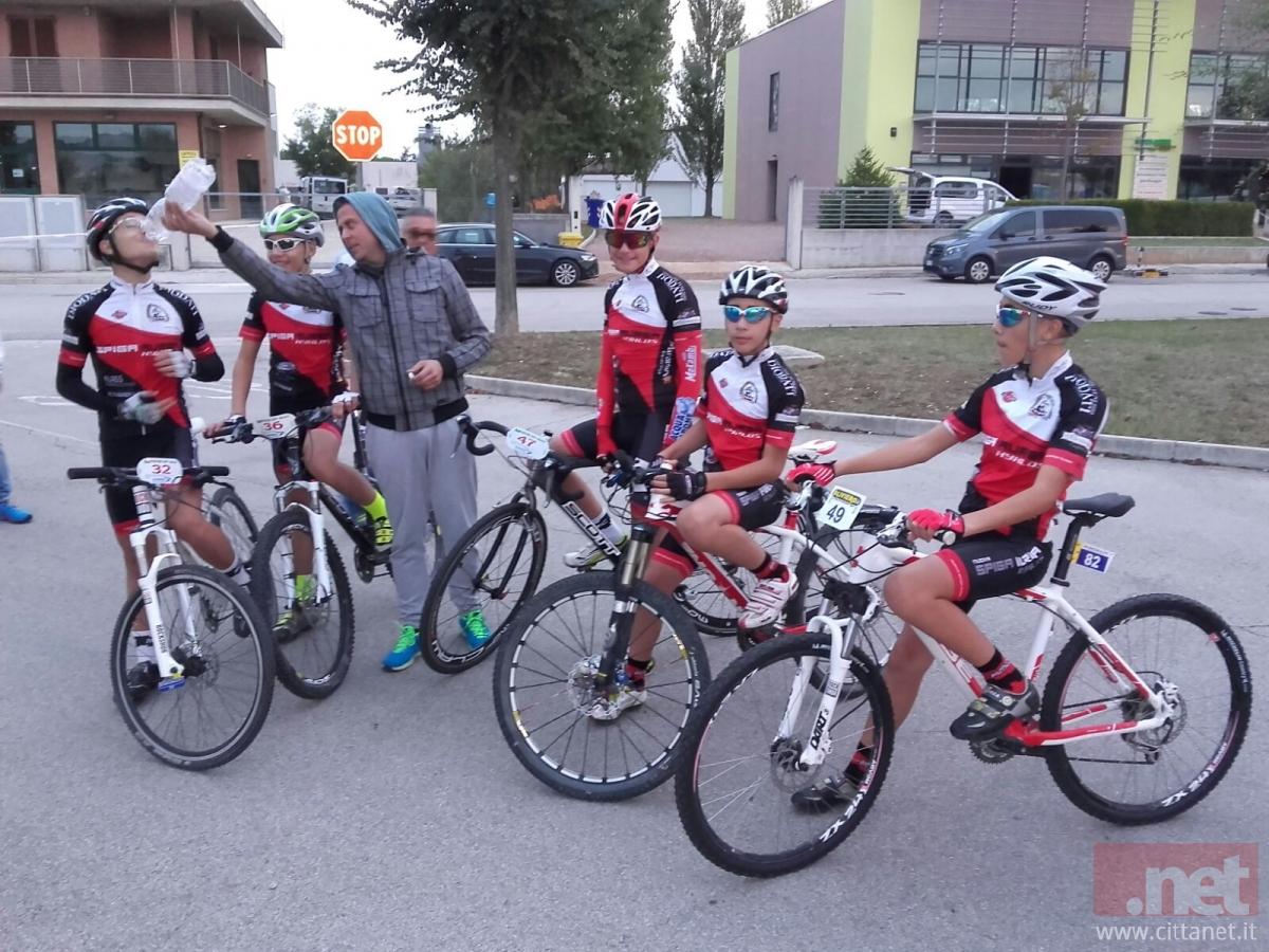 ciclocross-nuova-spiga-aurea--(3).jpg