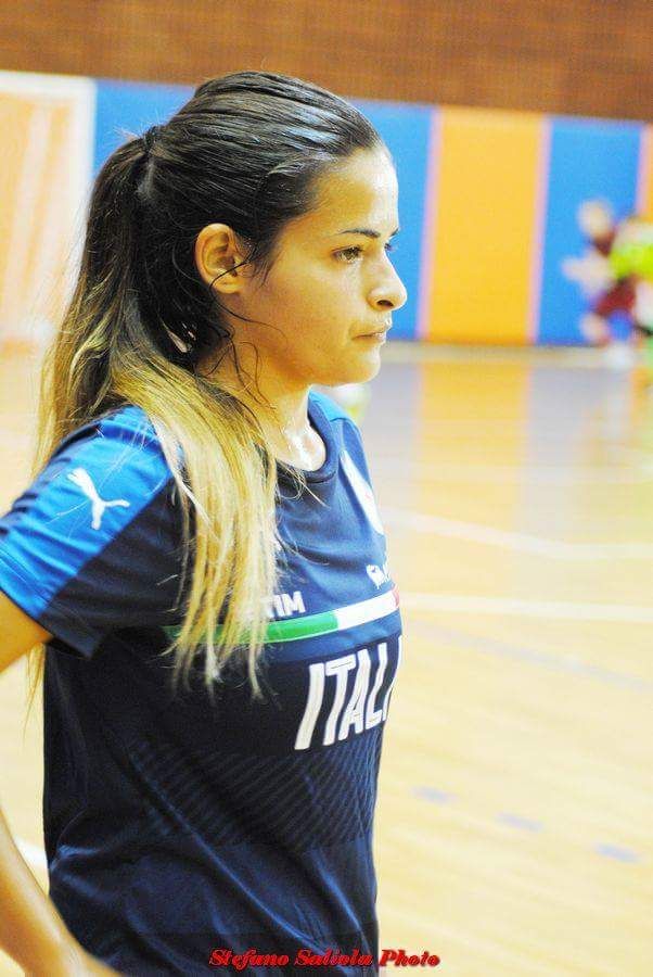 2-6f50.jpg