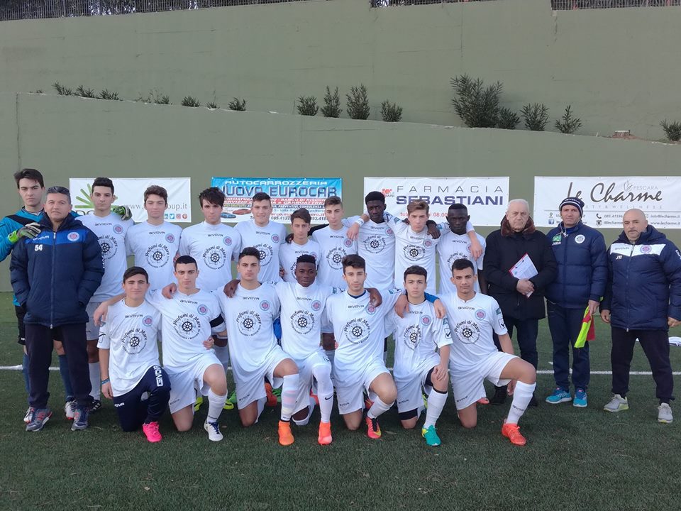 juniores.jpg