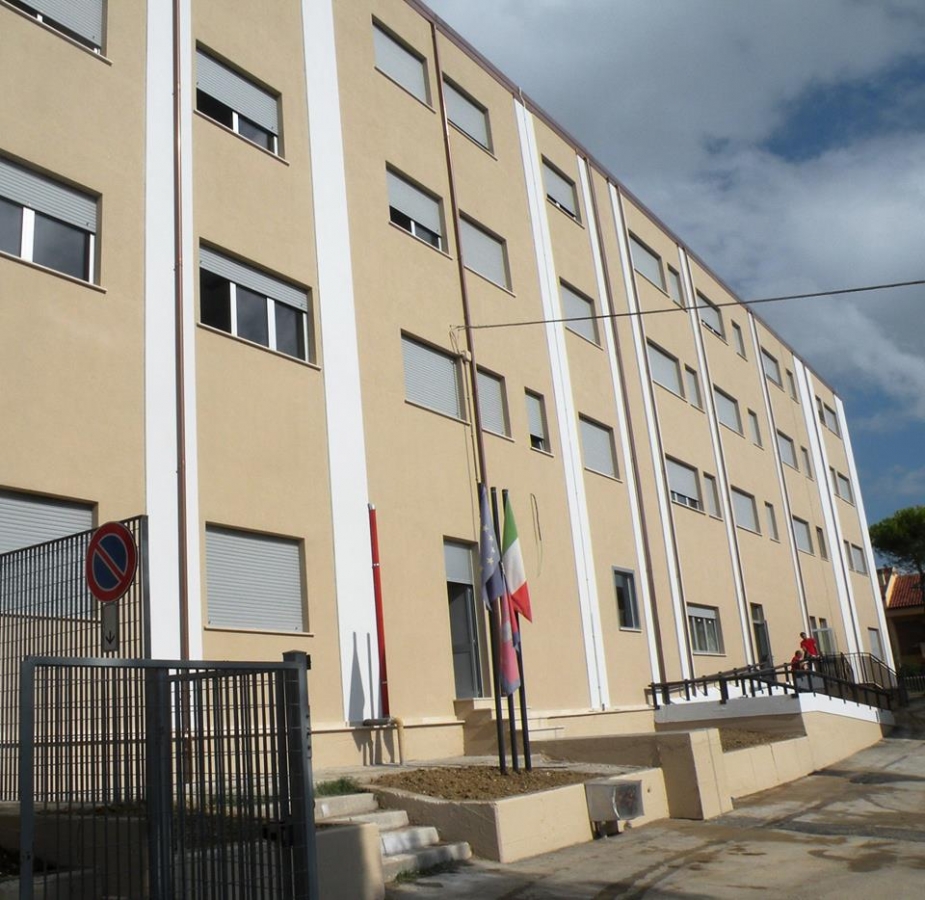 scuola-media-spoltore.jpg